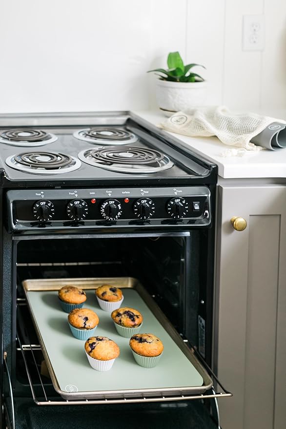 The Silicone Kitchen Silicone Oven Baking Mats, Dishwasher Safe, BPA Free, Extra Thick, Quarter Sheet 8 in by 11.75 in, Green and Gray