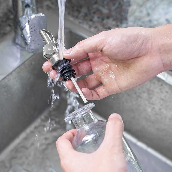 2 Pcs Olive Oil Dispenser Bottle Spout, Speed Liquor Pour Spout with Flip Top, Stainless Steel Auto Pour Spouts for Liquor Bottles, Oil Bottles, Vinegar, Syrup and Other Liquid Bottles