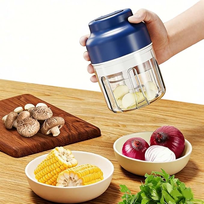 Electric Garlic Chopper, Mini Portable Veggie Cutter with 4/6 Stainless Steel Blades, Portable Wireless Rechargeable Mini Electric Garlic Food Chopper for Garlic, Onion, Chili, Nuts (Purple,320ML)